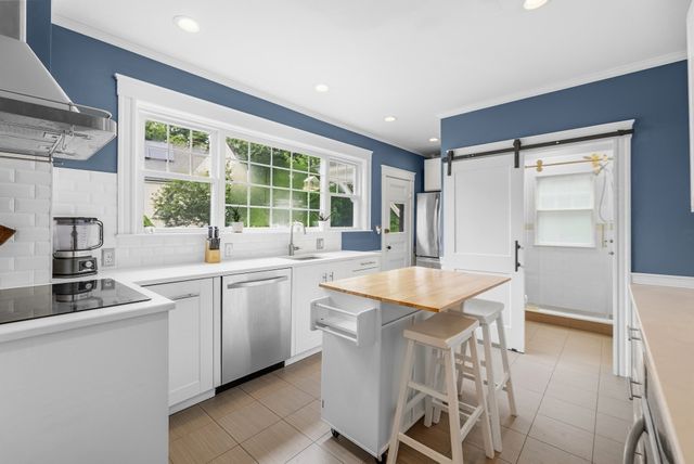 97 Burkeside Ave, Brockton, MA 02301