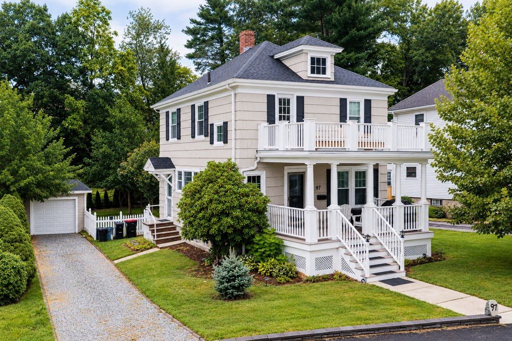 97 Burkeside Ave, Brockton, MA 02301