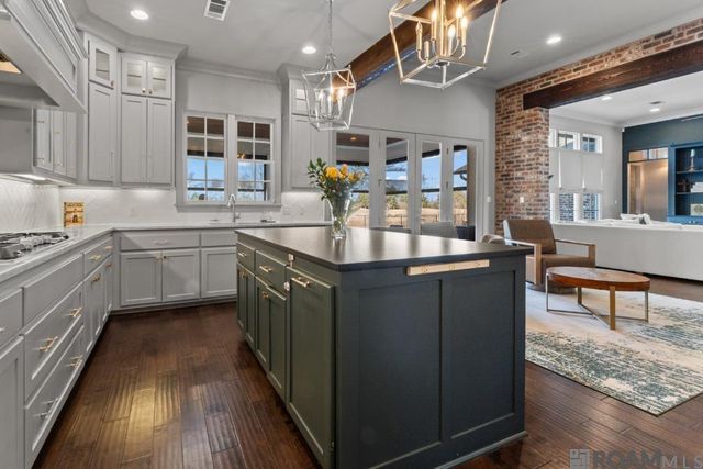 6277 Royal Lakes Estates Avenue, Gonzales, LA 70737