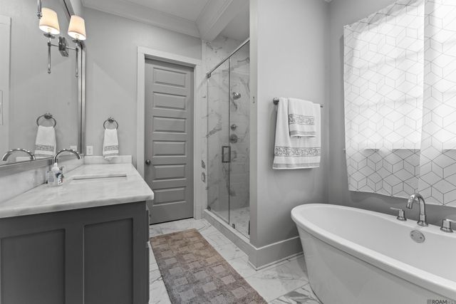 6277 Royal Lakes Estates Avenue, Gonzales, LA 70737