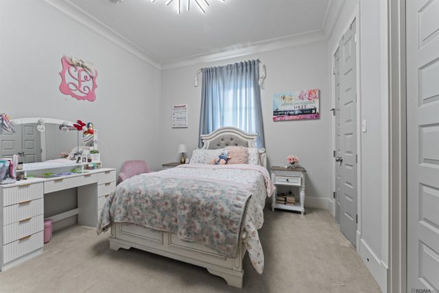 6277 Royal Lakes Estates Avenue, Gonzales, LA 70737