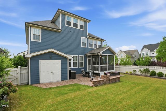 100 Climbing Tree Trail, Holly Springs, NC 27540