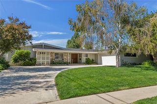 4851 Abbeyville, Woodland Hills, CA 91364
