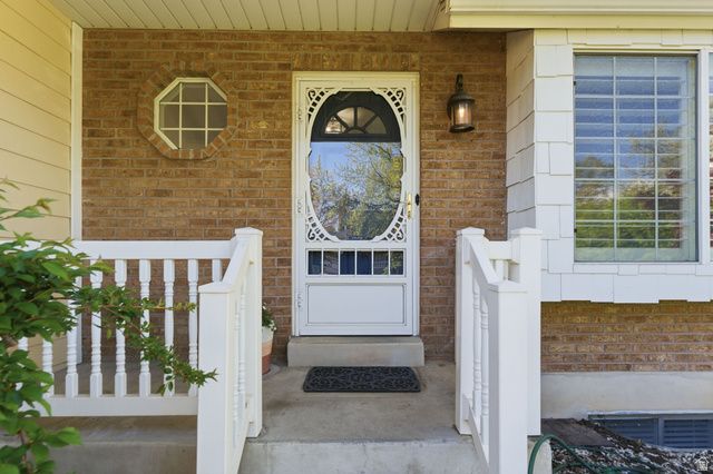 463 E 1310 S, Kaysville, UT 84037