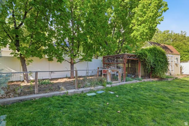 463 E 1310 S, Kaysville, UT 84037