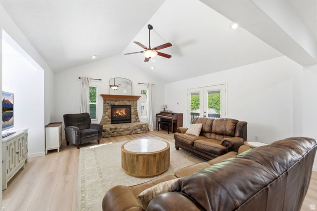 463 E 1310 S, Kaysville, UT 84037