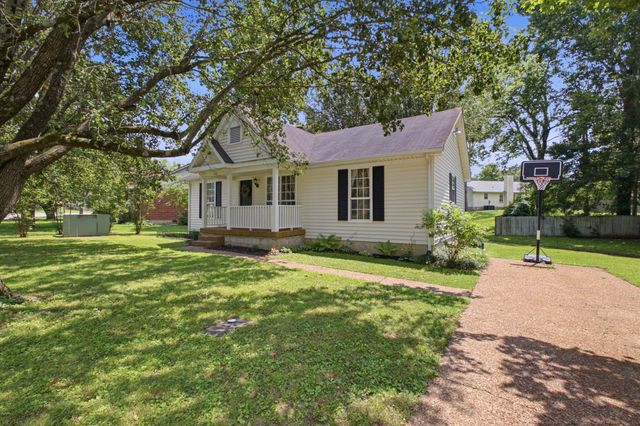 712 Windsor Trace, Goodlettsville, TN 37072