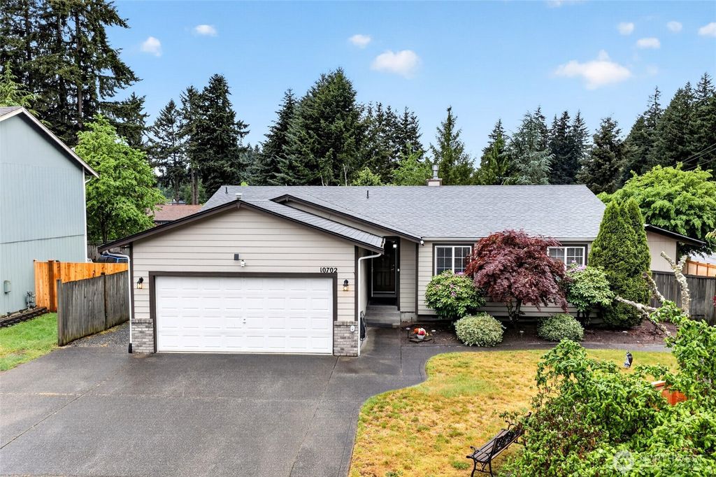 10702 211th Avenue Ct E, Bonney Lake, WA 98391