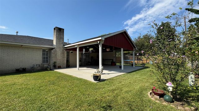 9022 Indian River Drive, Houston, TX 77088