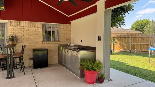 9022 Indian River Drive, Houston, TX 77088