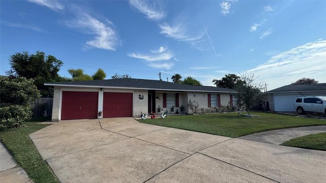 9022 Indian River Drive, Houston, TX 77088