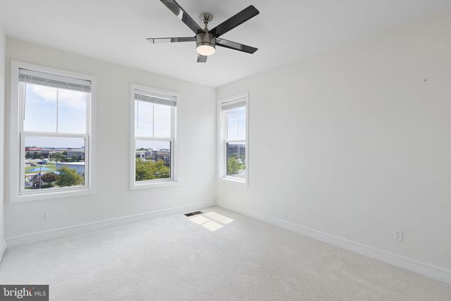 42623 NUBBINS TER, Ashburn, VA 20147