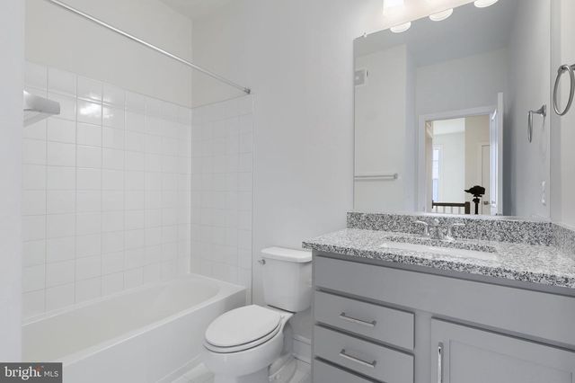 42623 NUBBINS TER, Ashburn, VA 20147