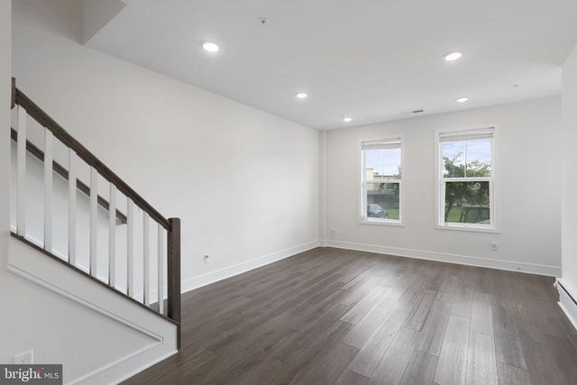 42623 NUBBINS TER, Ashburn, VA 20147