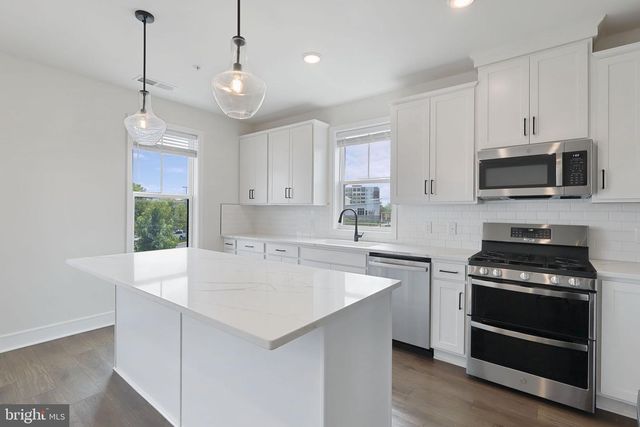 42623 NUBBINS TER, Ashburn, VA 20147
