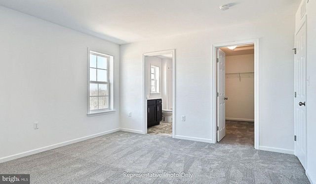 7843 OAK BROOK DR, Harrisburg, PA 17112