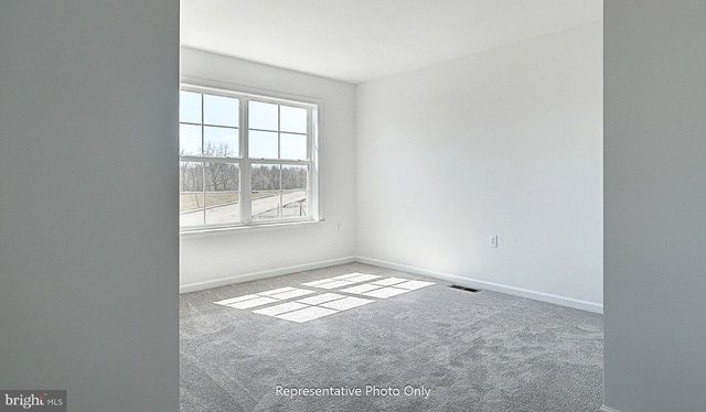 7843 OAK BROOK DR, Harrisburg, PA 17112