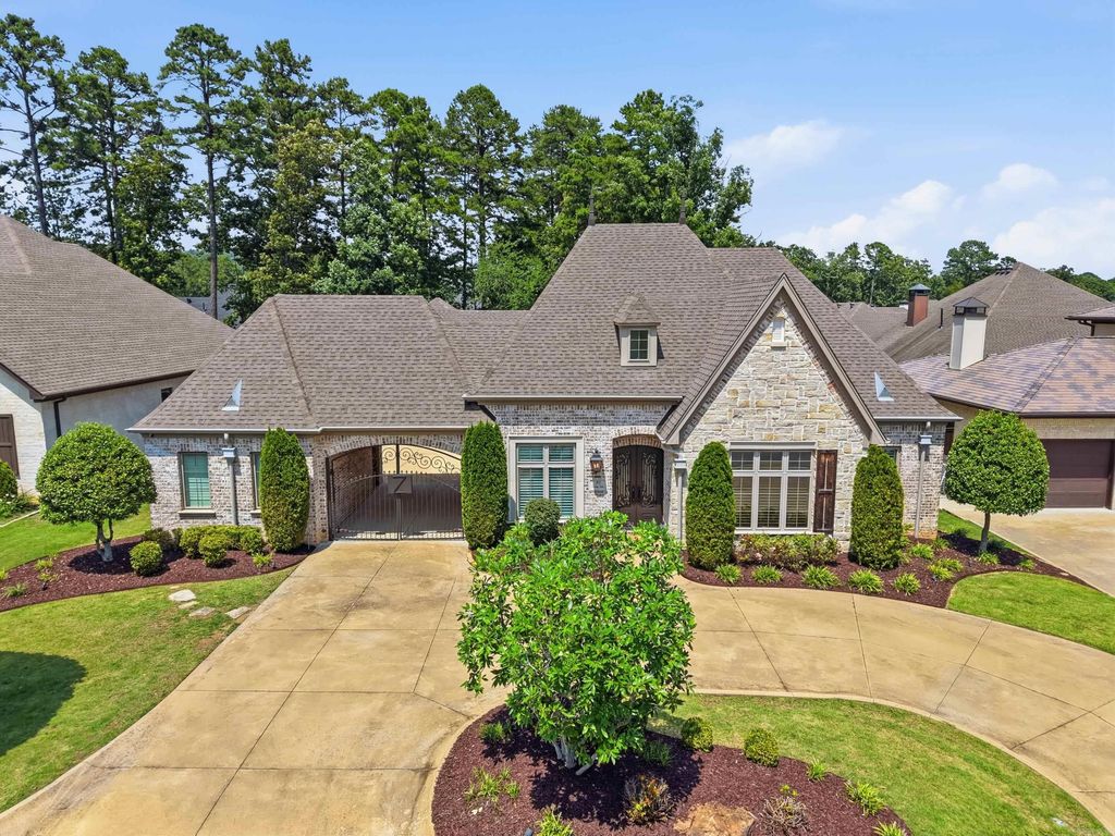 203 Ensbury Drive, Little Rock, AR 72223