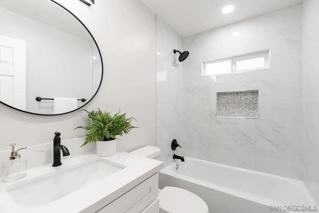 5270 Trojan Ave, San Diego, CA 92115