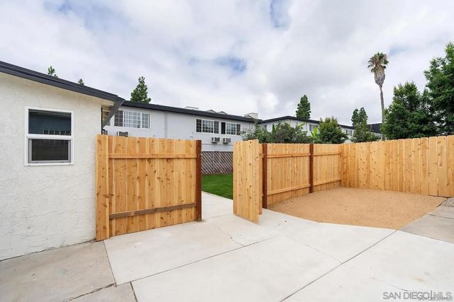 5270 Trojan Ave, San Diego, CA 92115