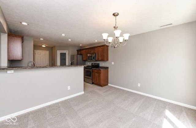 3391 Roundlake Lane, Whitestown, IN 46075