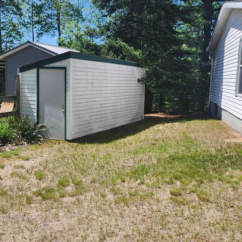 2310 S Whitney Beach Road, Beaverton, MI 48612