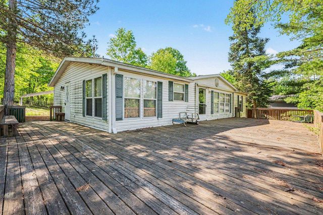 2310 S Whitney Beach Road, Beaverton, MI 48612