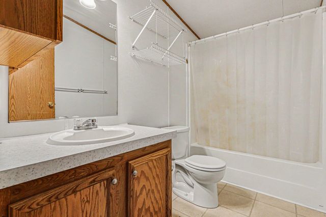 2310 S Whitney Beach Road, Beaverton, MI 48612