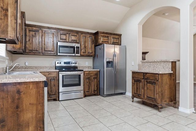 224 Comanche, Cashion, OK 73016
