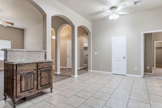 224 Comanche, Cashion, OK 73016