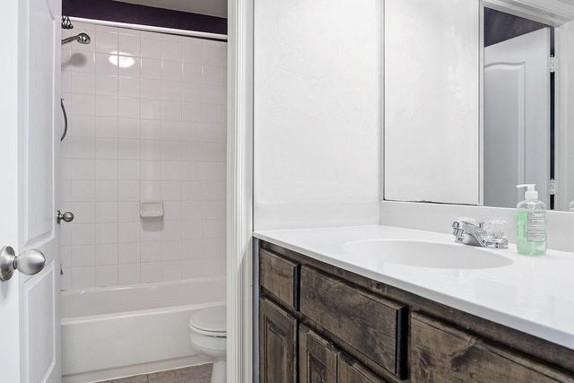224 Comanche, Cashion, OK 73016