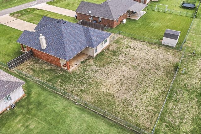 224 Comanche, Cashion, OK 73016