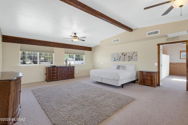 5122 W Camino De La Amapola, Tucson, AZ 85745