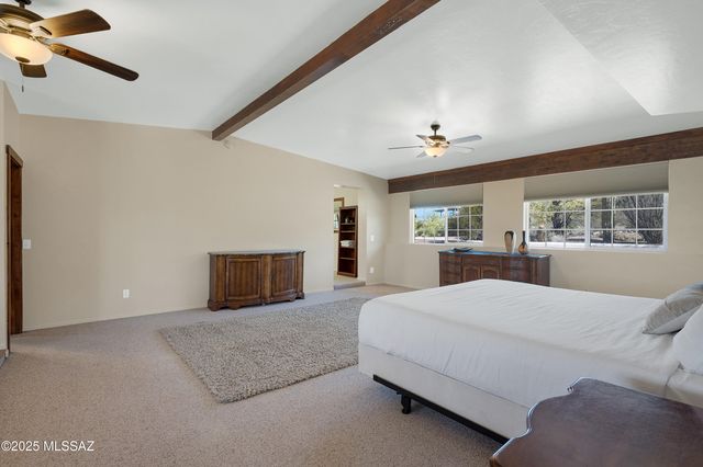 5122 W Camino De La Amapola, Tucson, AZ 85745