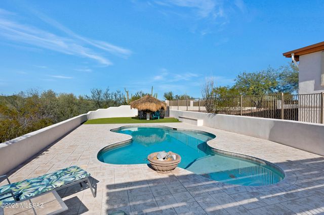 5122 W Camino De La Amapola, Tucson, AZ 85745