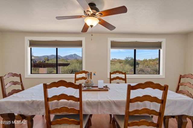 5122 W Camino De La Amapola, Tucson, AZ 85745
