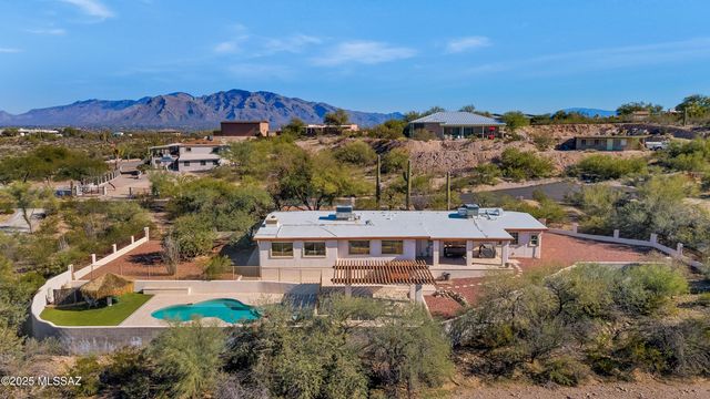 5122 W Camino De La Amapola, Tucson, AZ 85745