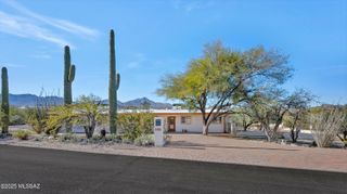 5122 W Camino De La Amapola, Tucson, AZ 85745
