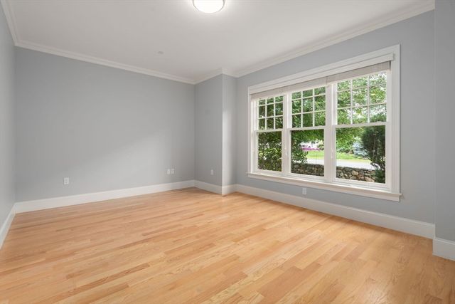 60 Graystone 60, Winchester, MA 01890
