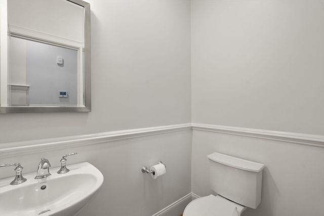 60 Graystone 60, Winchester, MA 01890