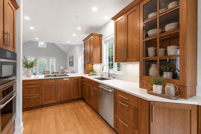 60 Graystone 60, Winchester, MA 01890