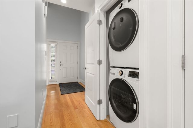 60 Graystone 60, Winchester, MA 01890