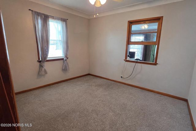 17566 Wapakoneta Road, Grand Rapids, OH 43522