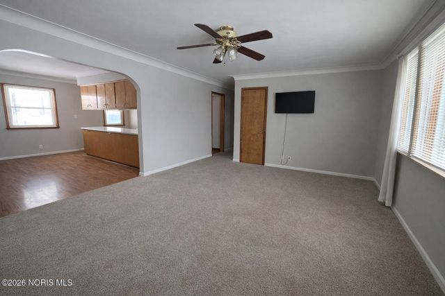 17566 Wapakoneta Road, Grand Rapids, OH 43522