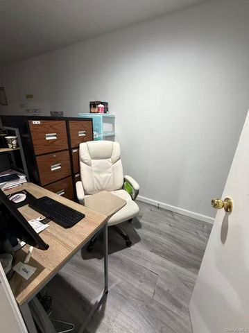 132-16 Maple Avenue 1A, Flushing, NY 11355