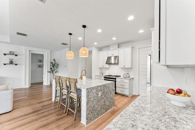 11828 RANCHERS GAP DRIVE, Odessa, FL 33556