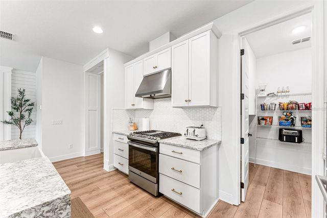 11828 RANCHERS GAP DRIVE, Odessa, FL 33556