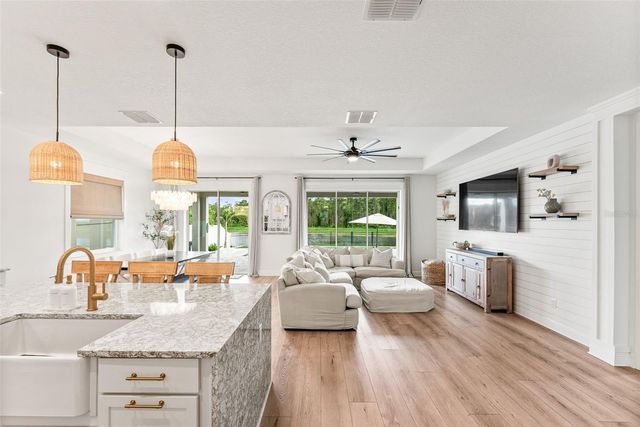 11828 RANCHERS GAP DRIVE, Odessa, FL 33556