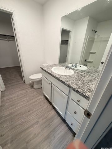 7202 Satellite, San Antonio, TX 78252
