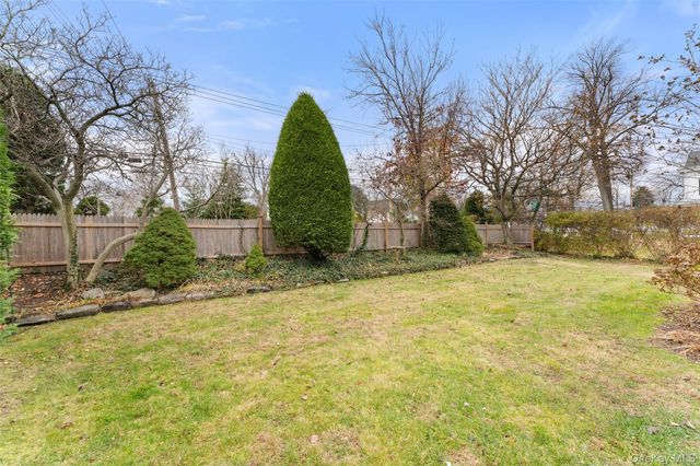 1 Winslow Circle, Tuckahoe, NY 10707